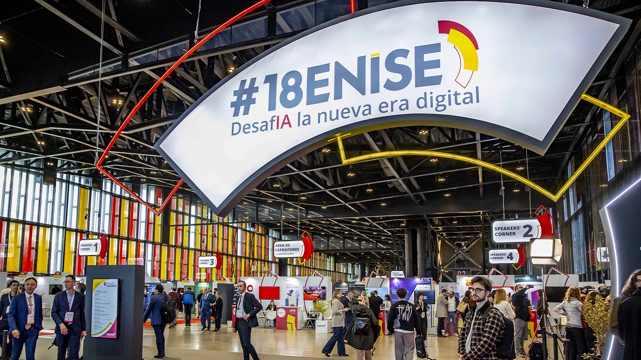 Fintonic en la 18ª edición de ENISE: Innovación y Compromiso en Ciberseguridad