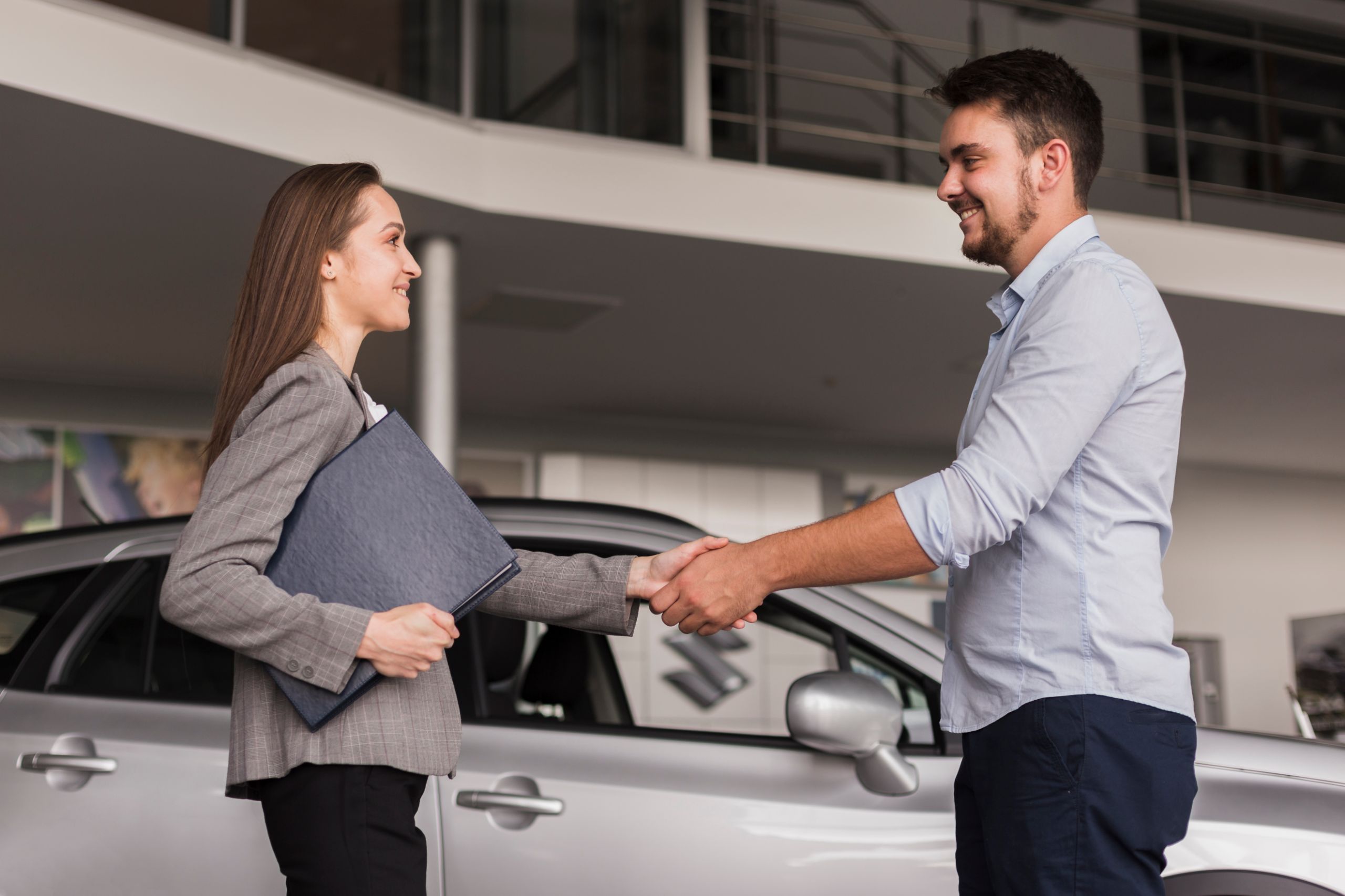 ¿Cuál es la mejor época para comprar un coche?